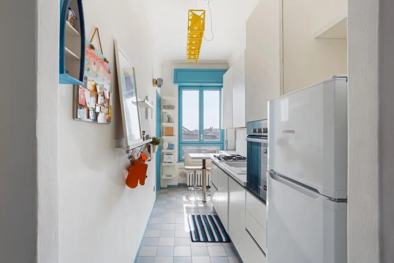 The Blue Nest With A View - 7Th Floor- Via Palestrina Apartment Milan 0*,  Italy